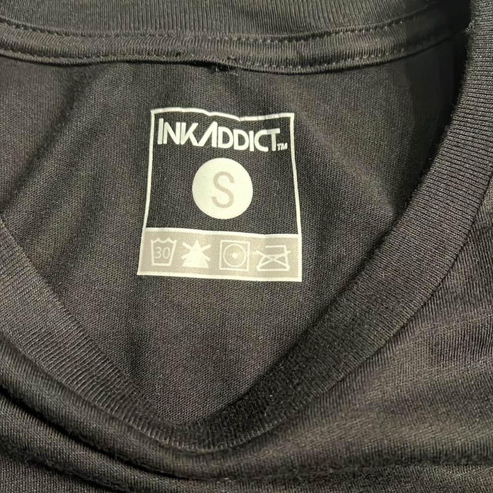 Ink Addict. Black Sheep. Crop Tshirt. Women’s Small. NWT - Picture 4 of 5